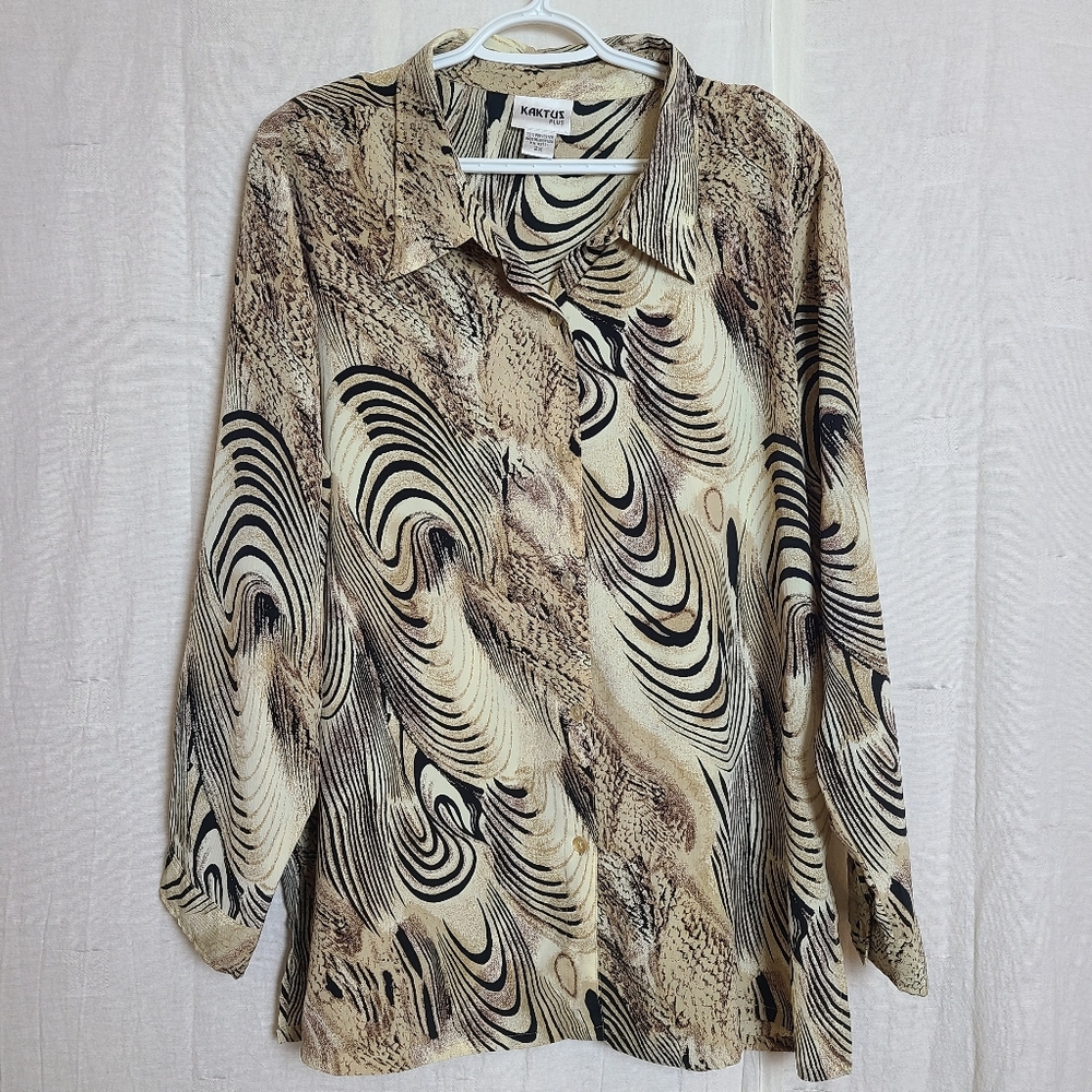 Kaktus Plus Women's 2X Button-Down Blouse Tan Animal Print Allover Chic Evening